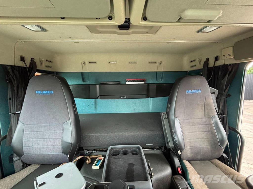 Volvo FM 500 8x4*4 HIAB 144E-5 / BOX L=5992 mm Vlakke laadvloer met kraan