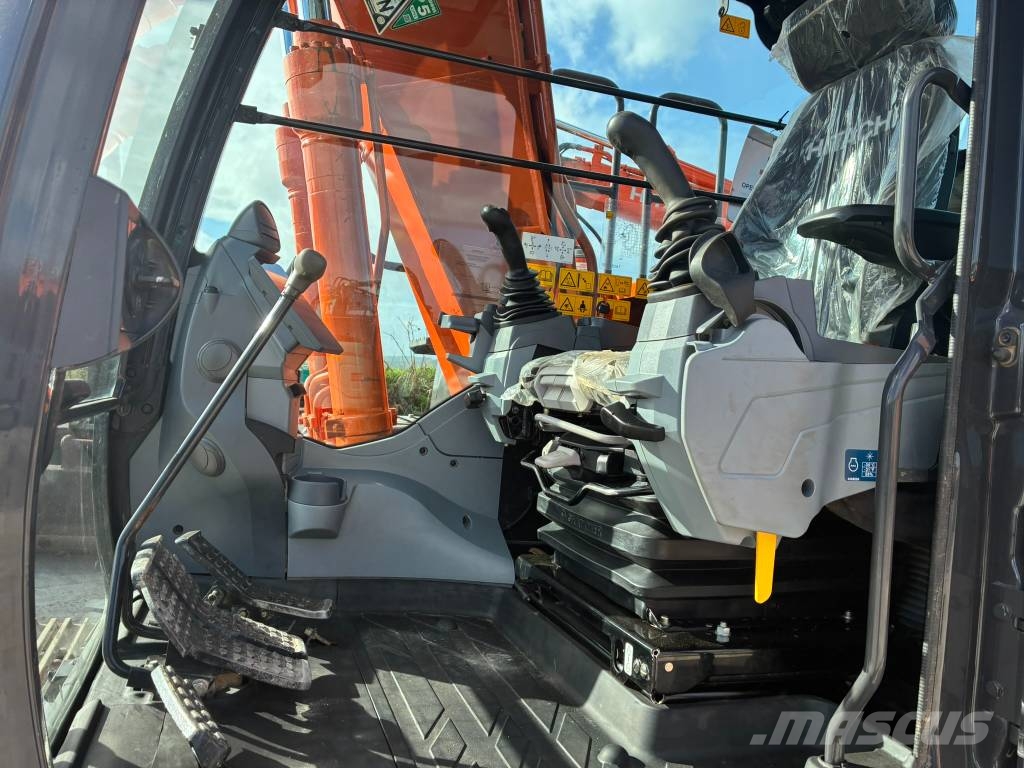 Hitachi ZX 130-7 Bageri gusjeničari