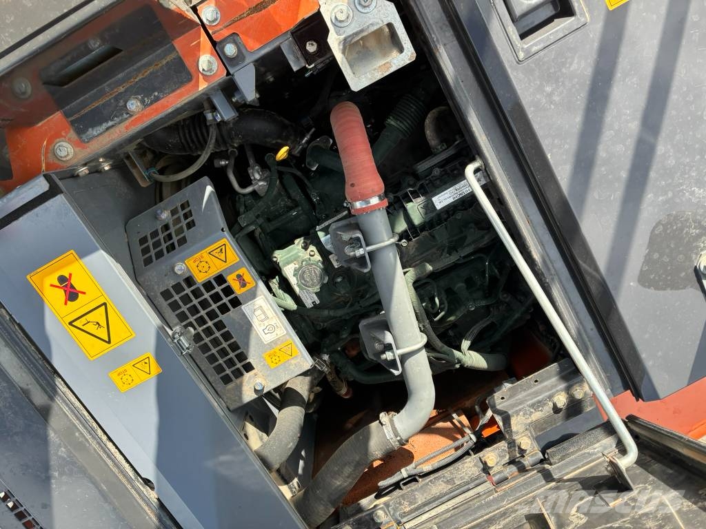 Hitachi ZX 130-7 Bageri gusjeničari