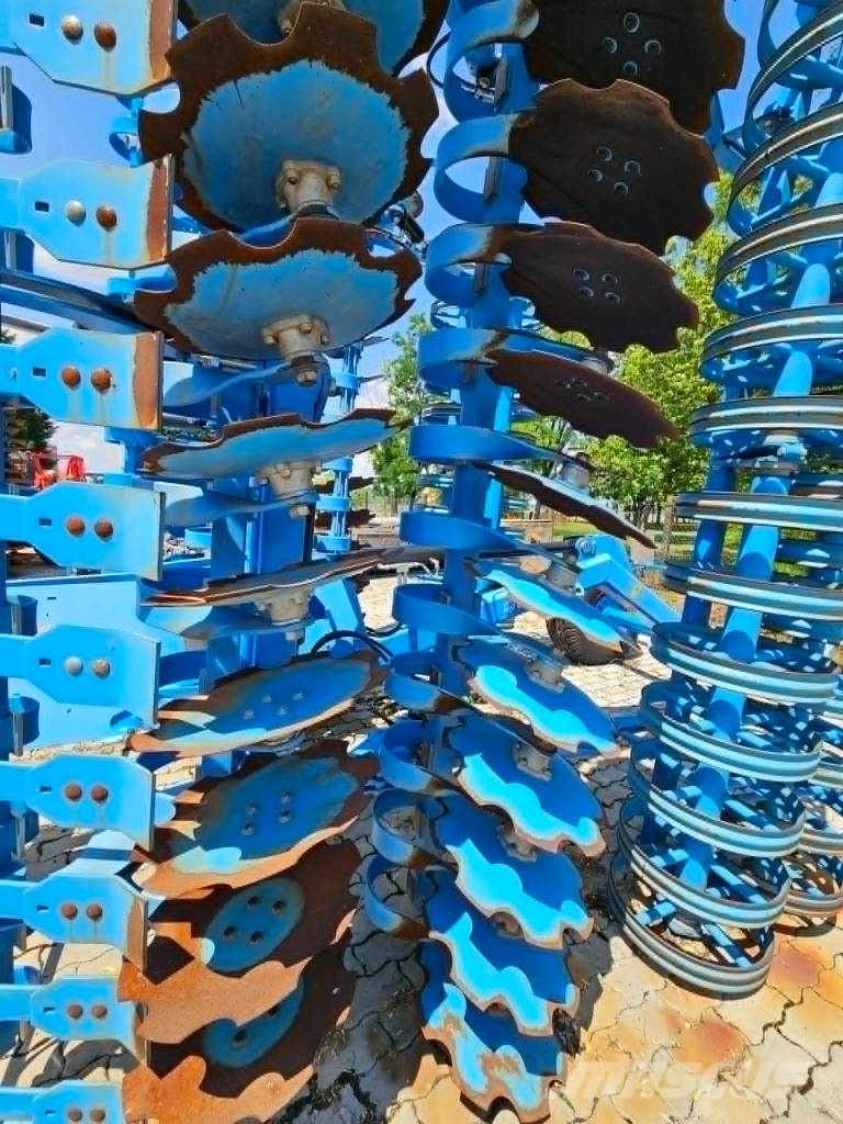 Lemken Heliodor 9/700 KA زحافات ساحقة