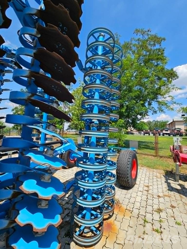 Lemken Heliodor 9/700 KA زحافات ساحقة