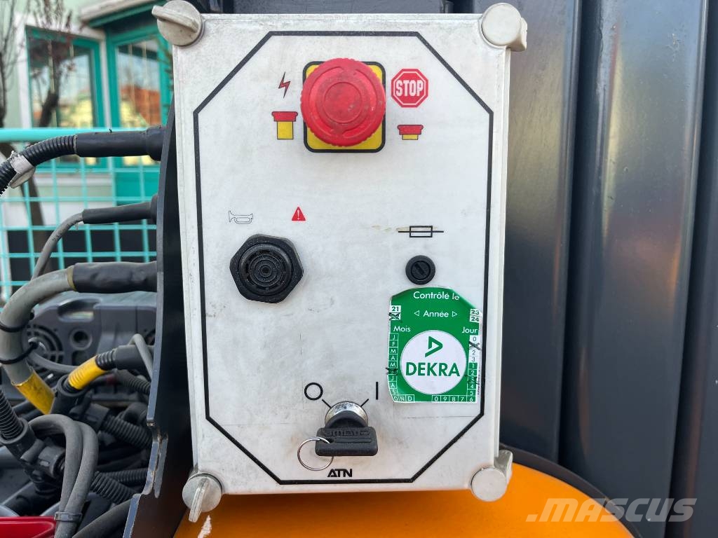ATN PIAF 1000R V-4145 EO Вертикальні щоглові підйомники