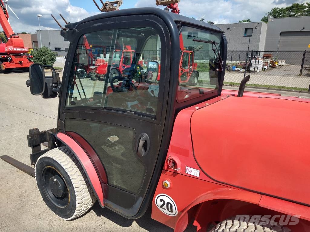 JCB 520-40 (178) Verreikers