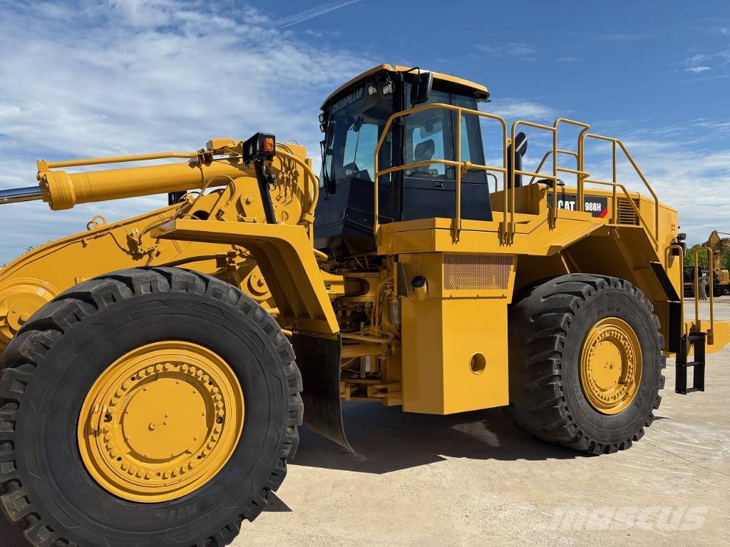 CAT 988 H لوادر بعجل