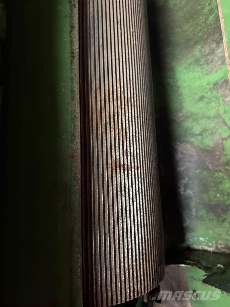 Krone Big X 650 + Vorsatzgeräte Kmetijstvo - drugo