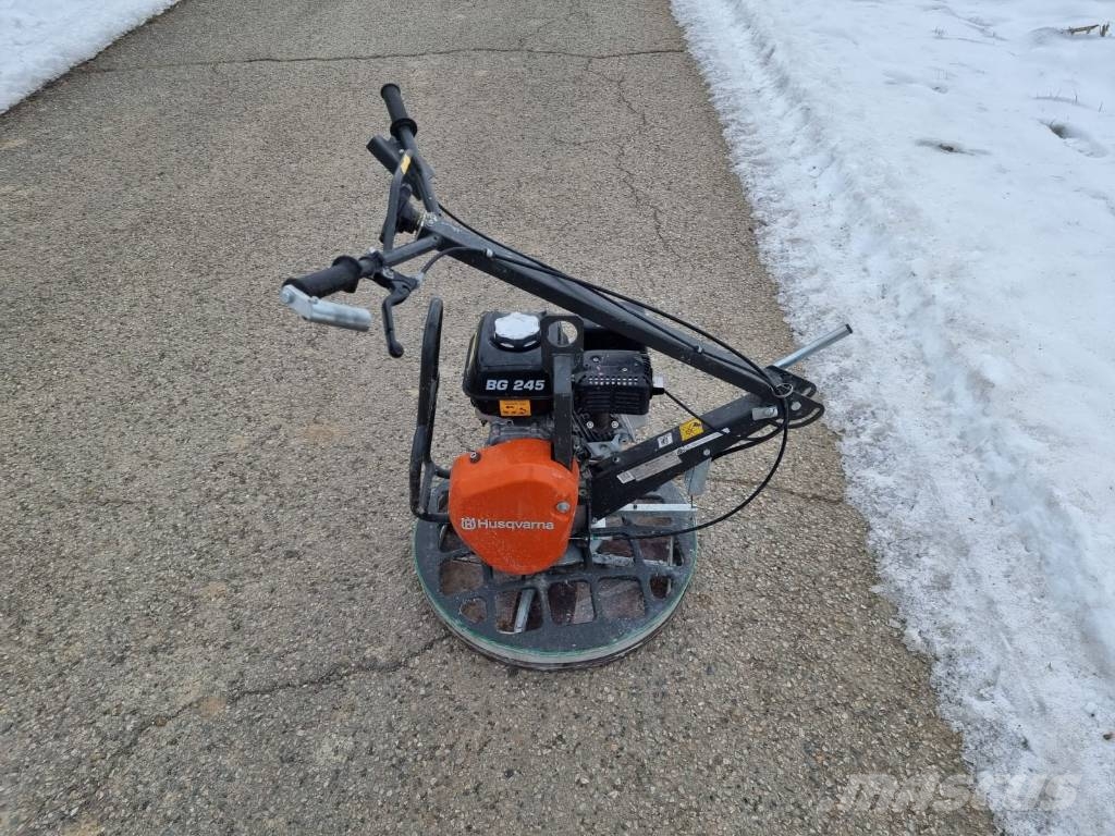 Husqvarna BG 245 Trowels