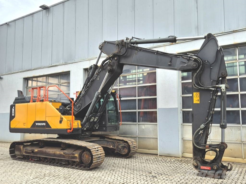 Volvo EC 250 ENL Roomikekskavaatorid