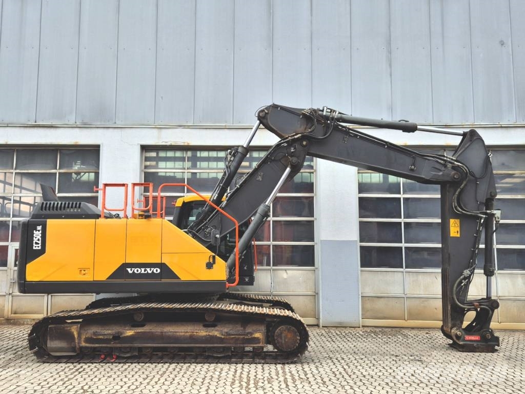 Volvo EC 250 ENL Roomikekskavaatorid
