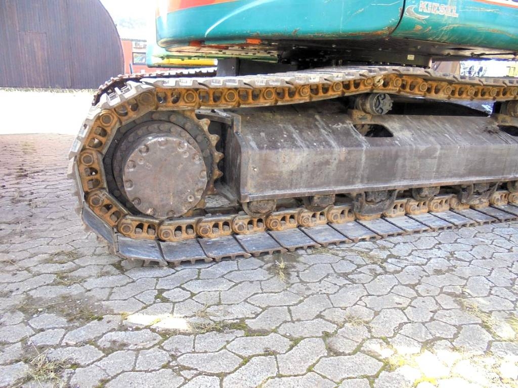 Hitachi ZX 225 US LC-6 Gravemaskiner på larvebånd