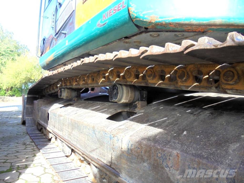 Hitachi ZX 225 US LC-6 Gravemaskiner på larvebånd