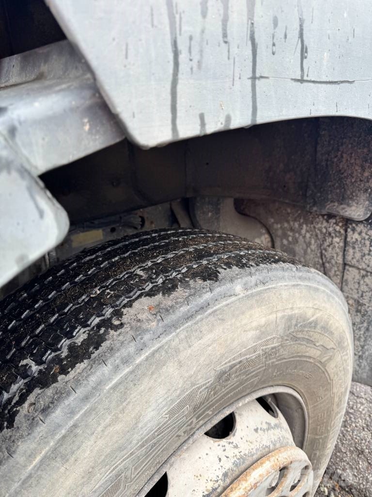MAN 32.364 VF-TM Kamioni mešalice za beton