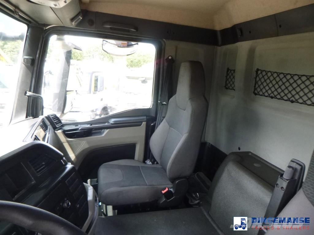 MAN TGS 33.360 6x4 chassis Euro 2 new/unused Autocabinati