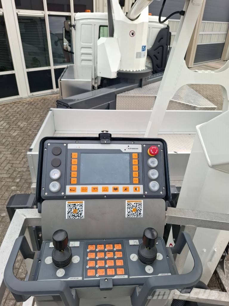 Ruthmann T 300 XS Plataformas sobre camión
