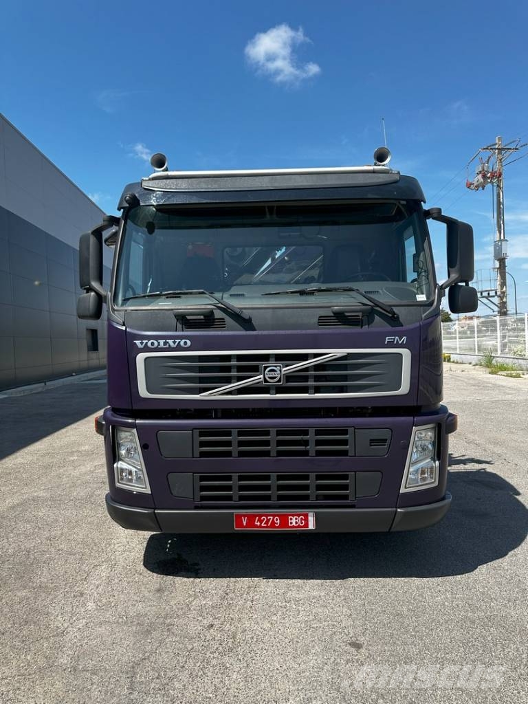 Volvo FM 330 Kapellbil