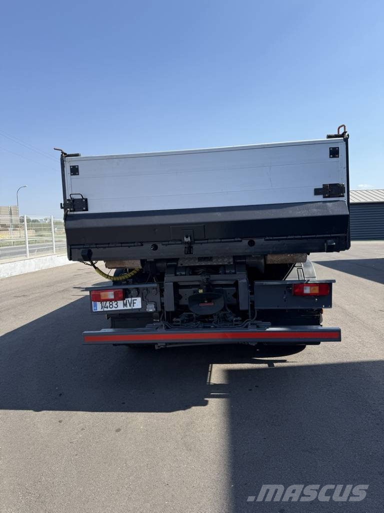 Volvo FM 330 Kapellbil