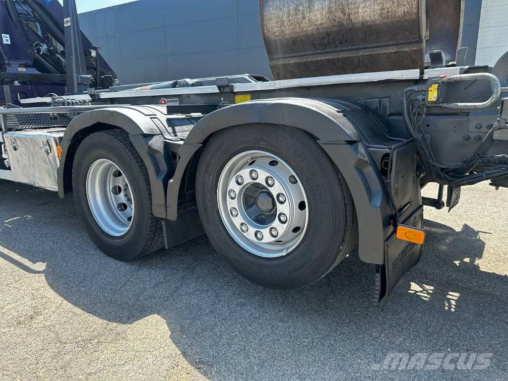 Volvo FM 330 Kapellbil