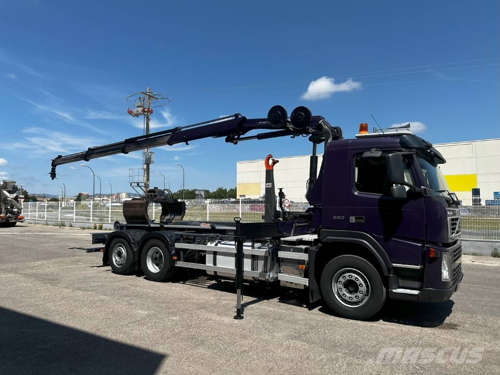 Volvo FM 330 Kapellbil
