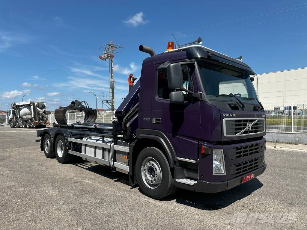 Volvo FM 330 Kapellbil