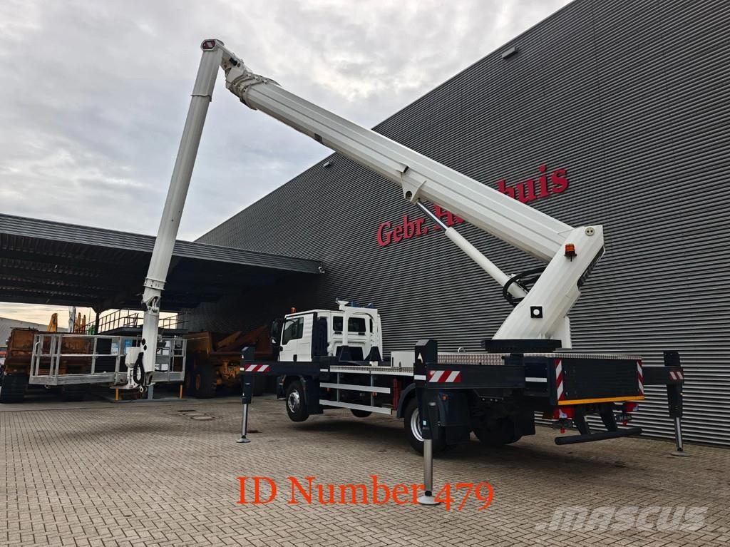 MAN TGM 18.290 4x2 Ruthmann T460 트럭 탑재 고소작업대