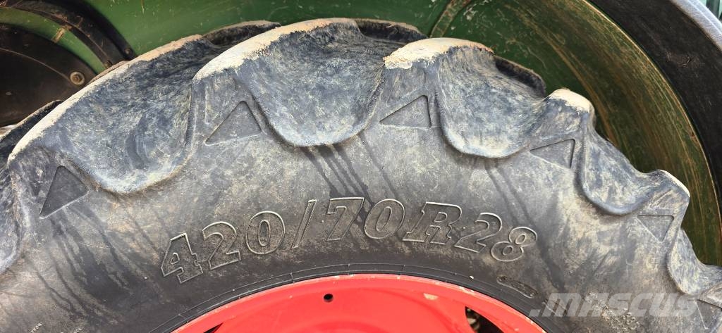 Fendt 211 P Vario Tractores