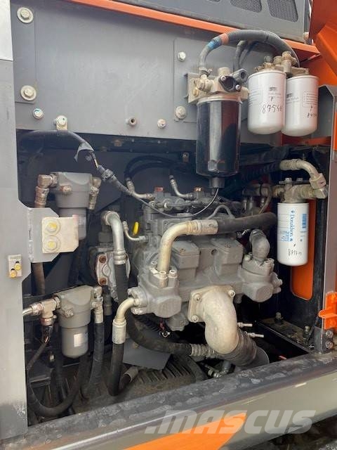 Hitachi ZX 140 W-6 حفارات بعجل