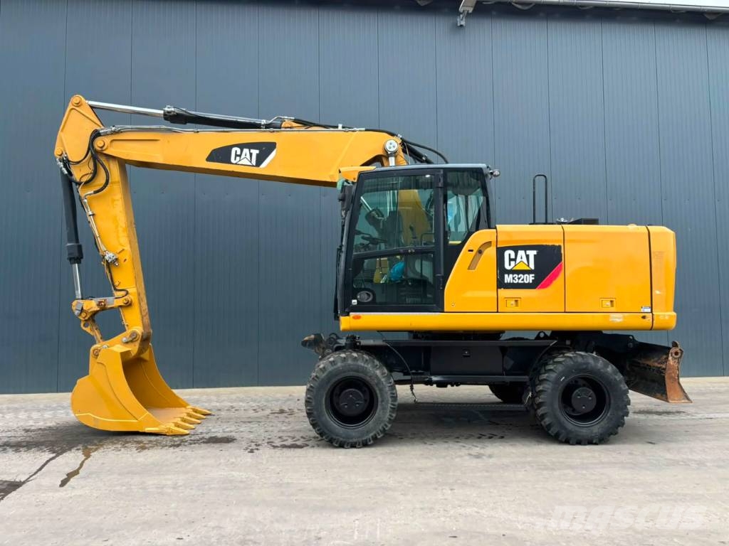 CAT M320F Pyöräkaivukoneet