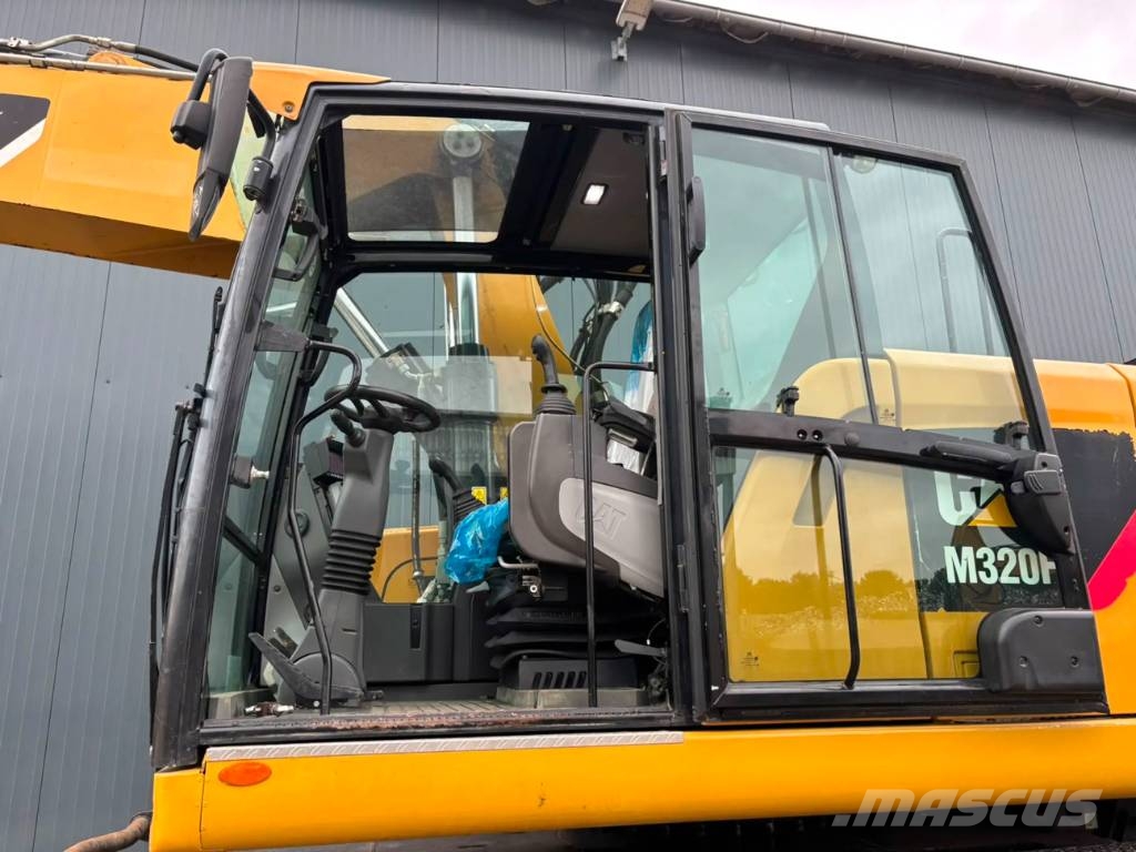 CAT M320F Pyöräkaivukoneet