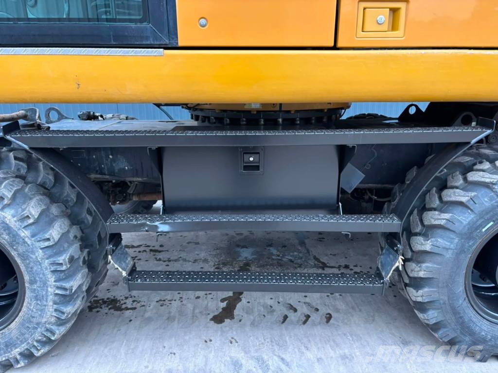 CAT M320F Pyöräkaivukoneet