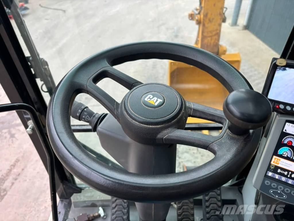 CAT M320F Pyöräkaivukoneet