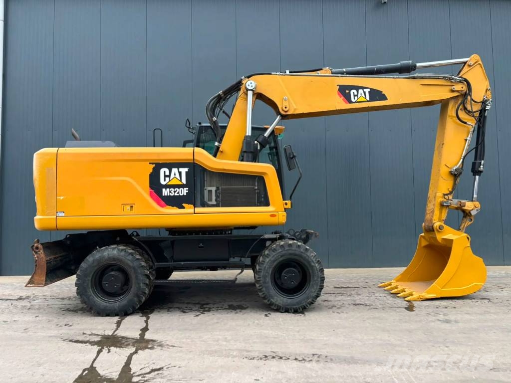 CAT M320F Pyöräkaivukoneet