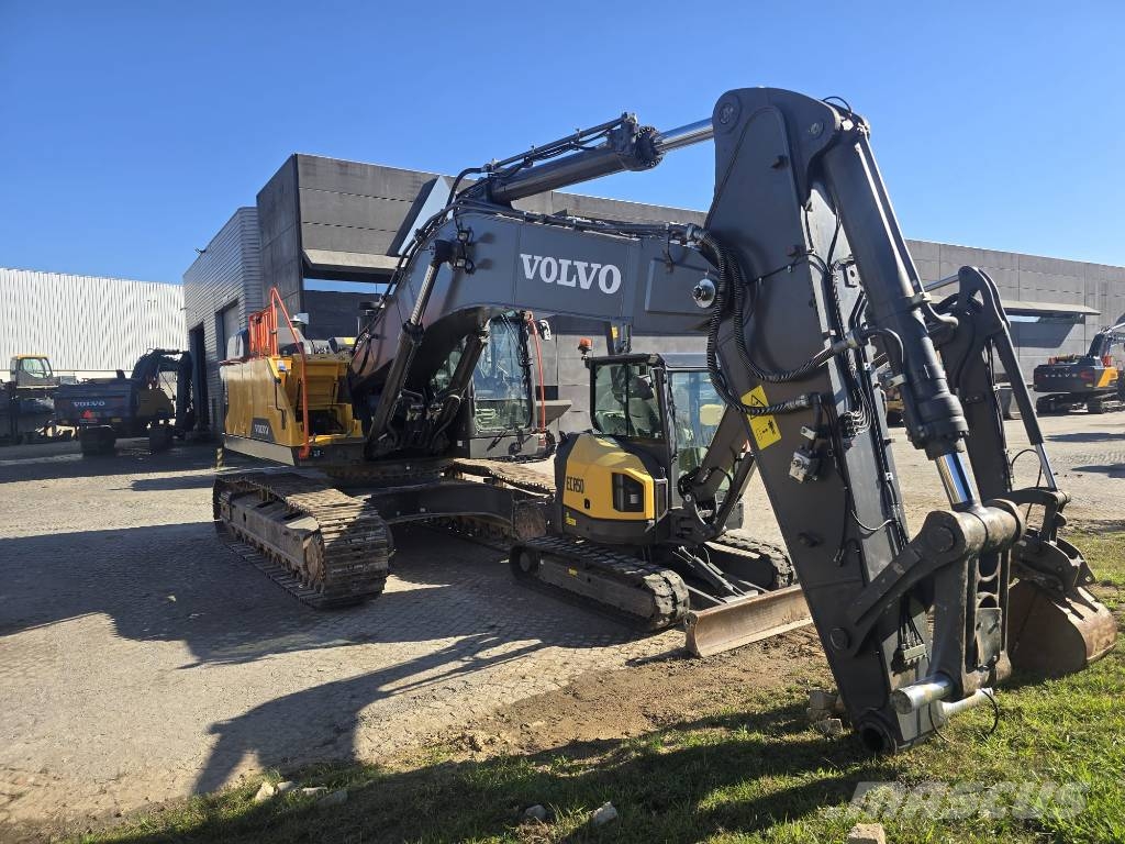 Volvo EC 480 E L حفارات زحافة