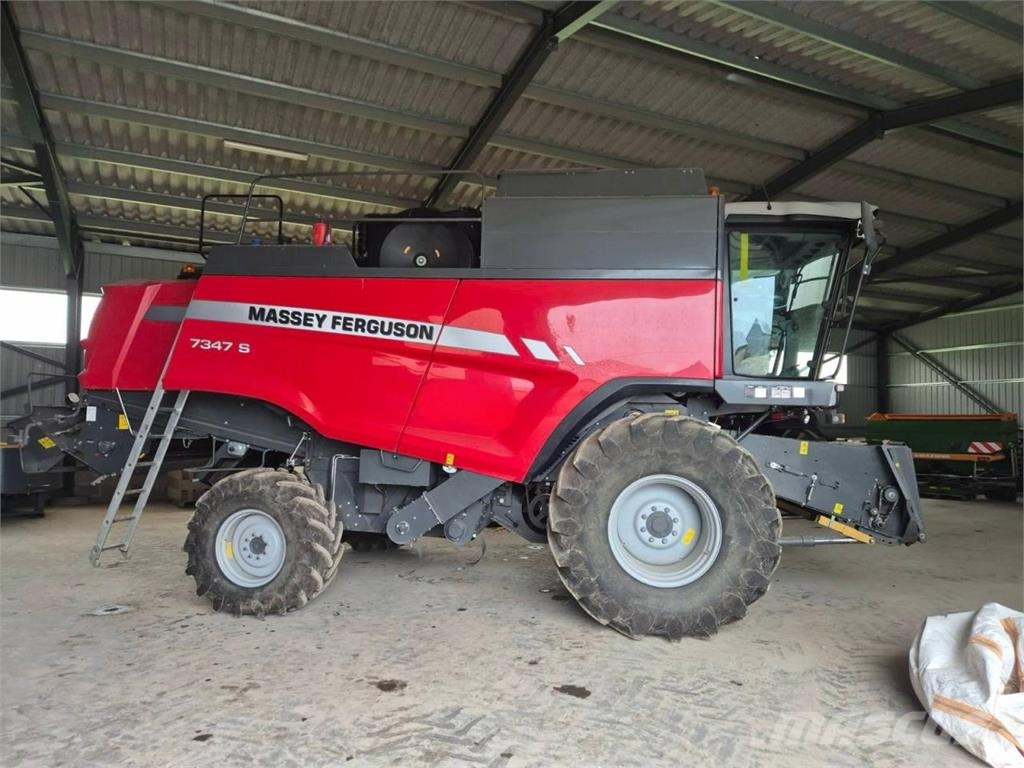 Massey Ferguson 7347 S Kombájnok