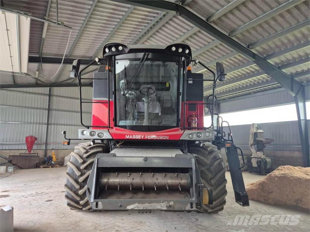 Massey Ferguson 7347 S Kombájnok