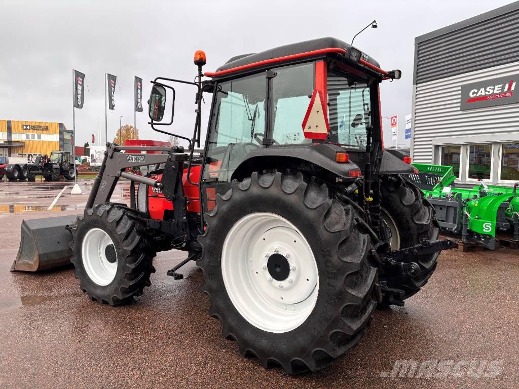 Valtra 900 Traktori