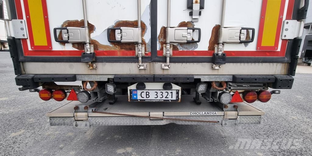 Schmitz Cargobull Trailer Reefer Flower Width & Dual Temp Straight Hűtős félpótkocsik