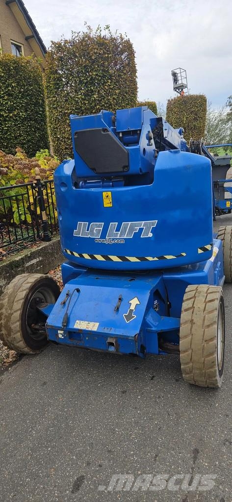JLG E450aj Knikarmhoogwerkers