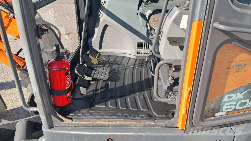 Doosan DX60R kaivinkone Miniexcavadoras