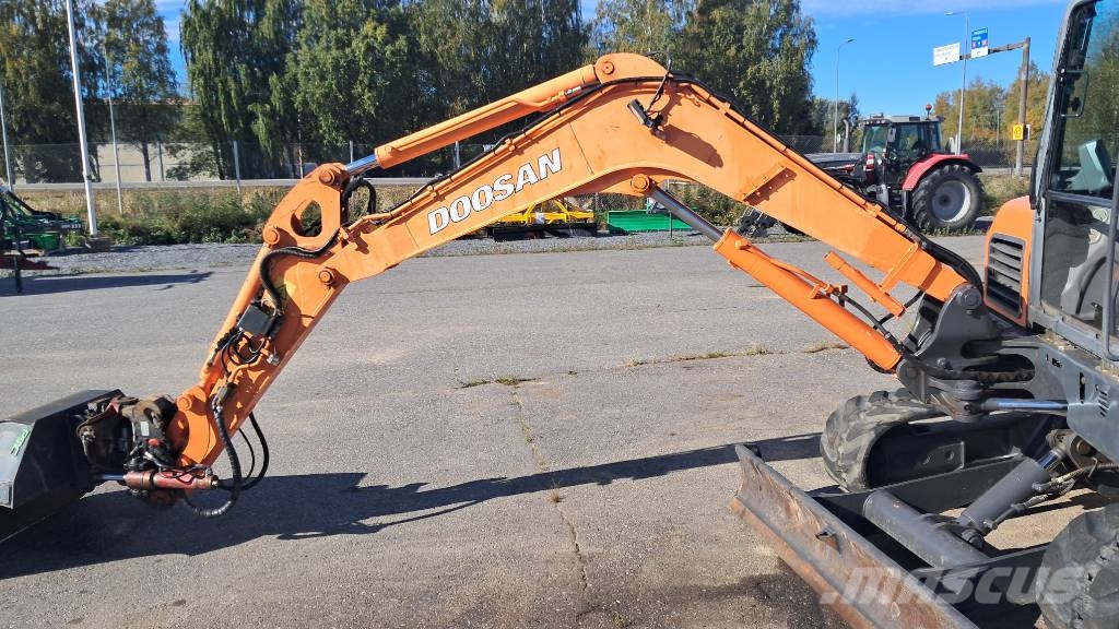 Doosan DX60R kaivinkone Miniexcavadoras