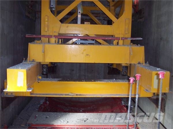 POTAIN Internal climbing crane 塔式起重機