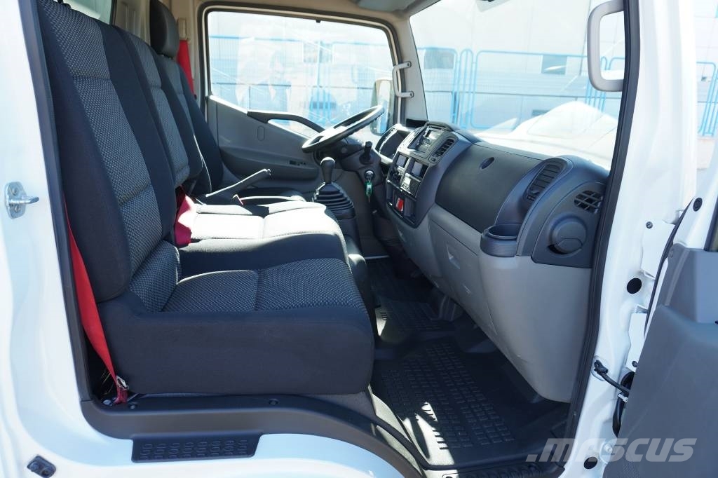 Renault MAXITY 150.45 dxi Tovornjaki zabojniki