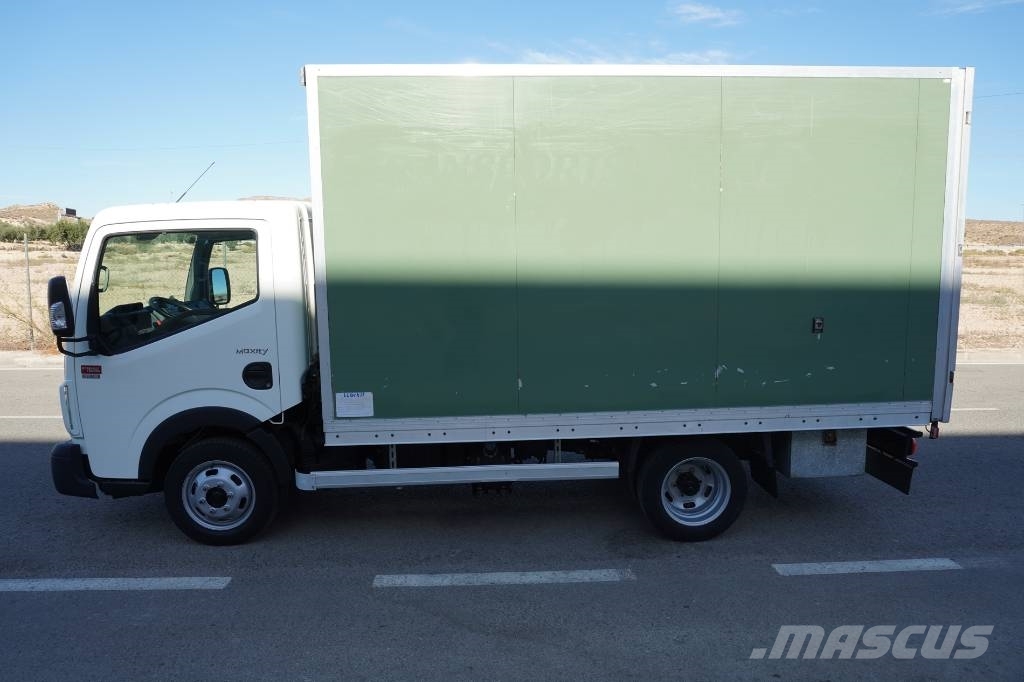 Renault MAXITY 150.45 dxi Tovornjaki zabojniki