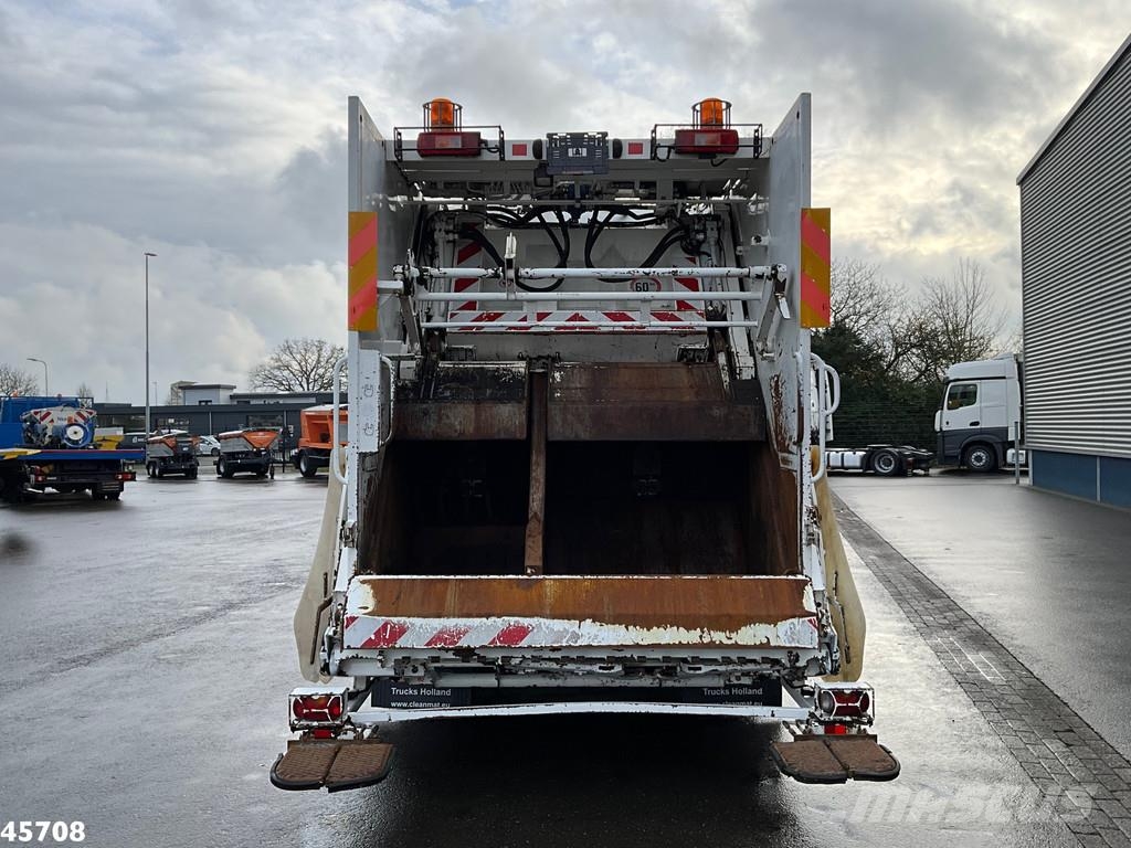 Volvo FM 300 VDK 20m³ Just 175.171 km! Renovationslastbiler