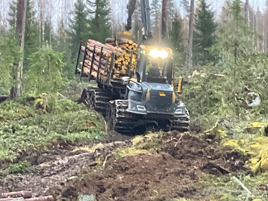 Ponsse BUFFALO 8W K111 VLA Forvarderi