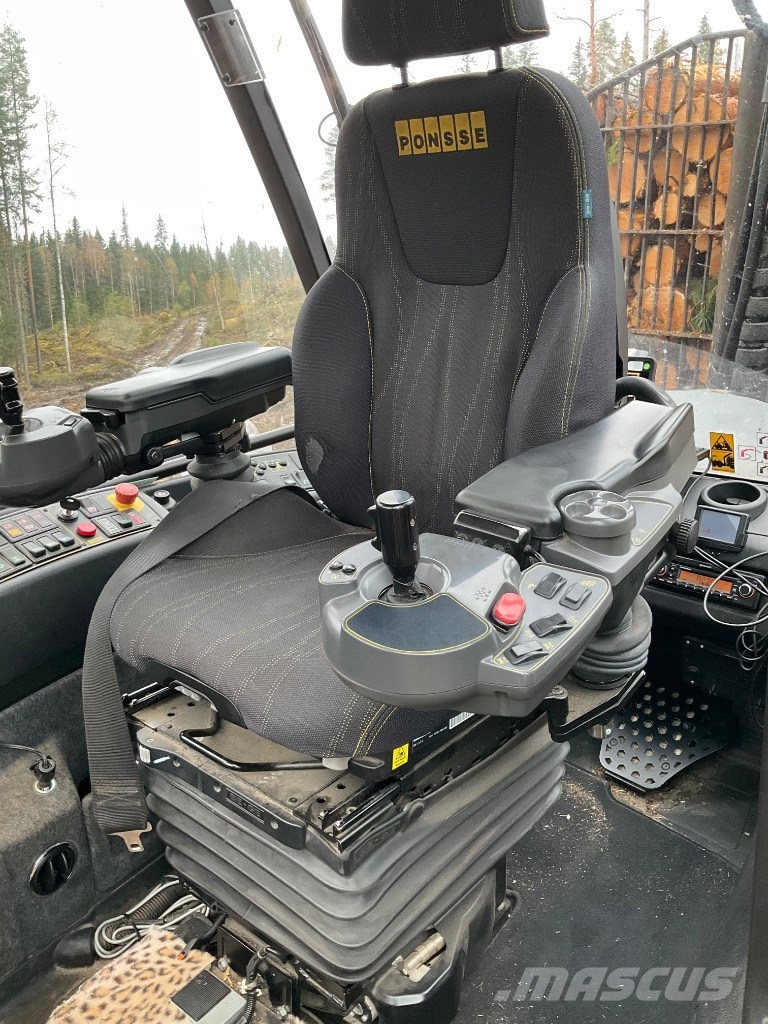 Ponsse BUFFALO 8W K111 VLA Forvarderi