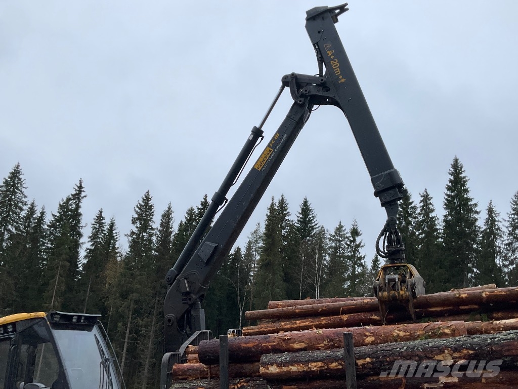 Ponsse BUFFALO 8W K111 VLA Forvarderi
