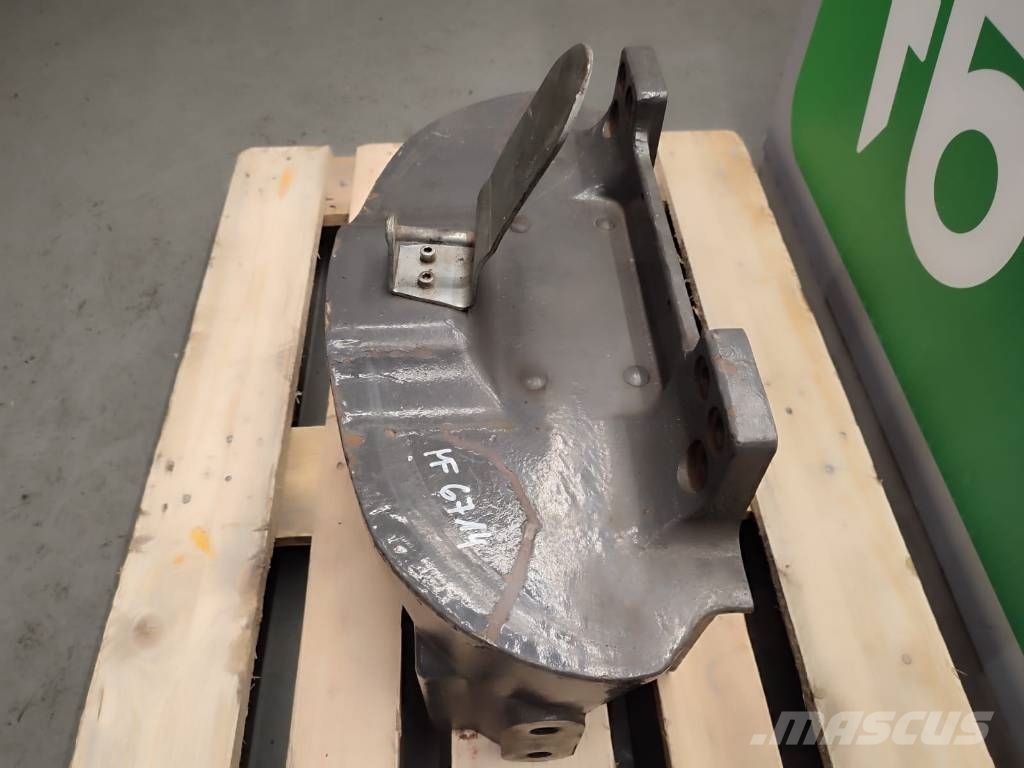 Massey Ferguson Weight bracket 42798004 MASSEY FERGUSON 6714 Alusta ja jousitus
