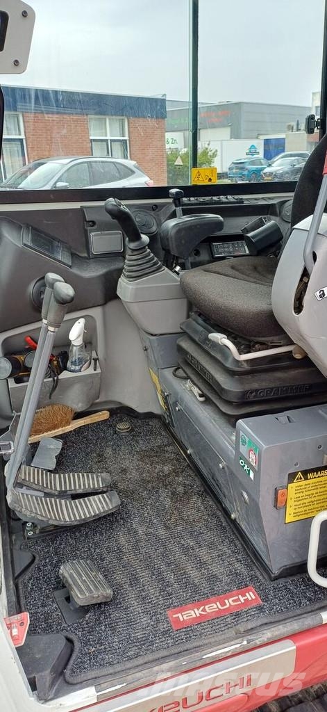 Takeuchi TB230 Mini kotrók < 7t