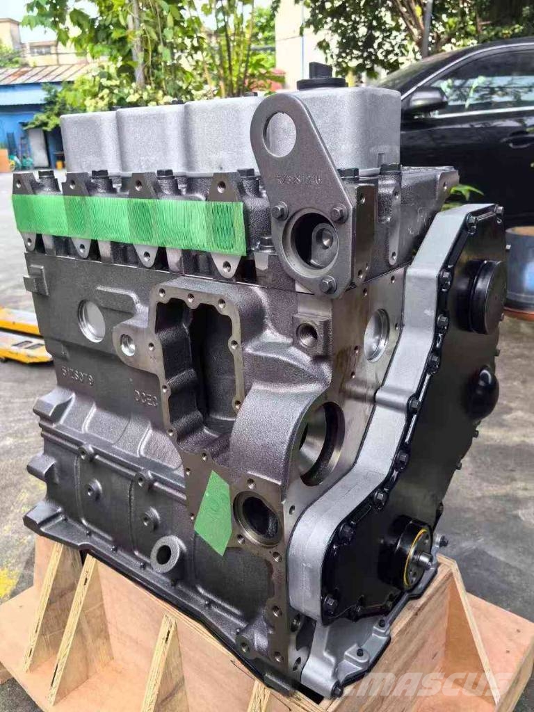 Cummins 4BT3.9 Bare Engine Assembly エンジン