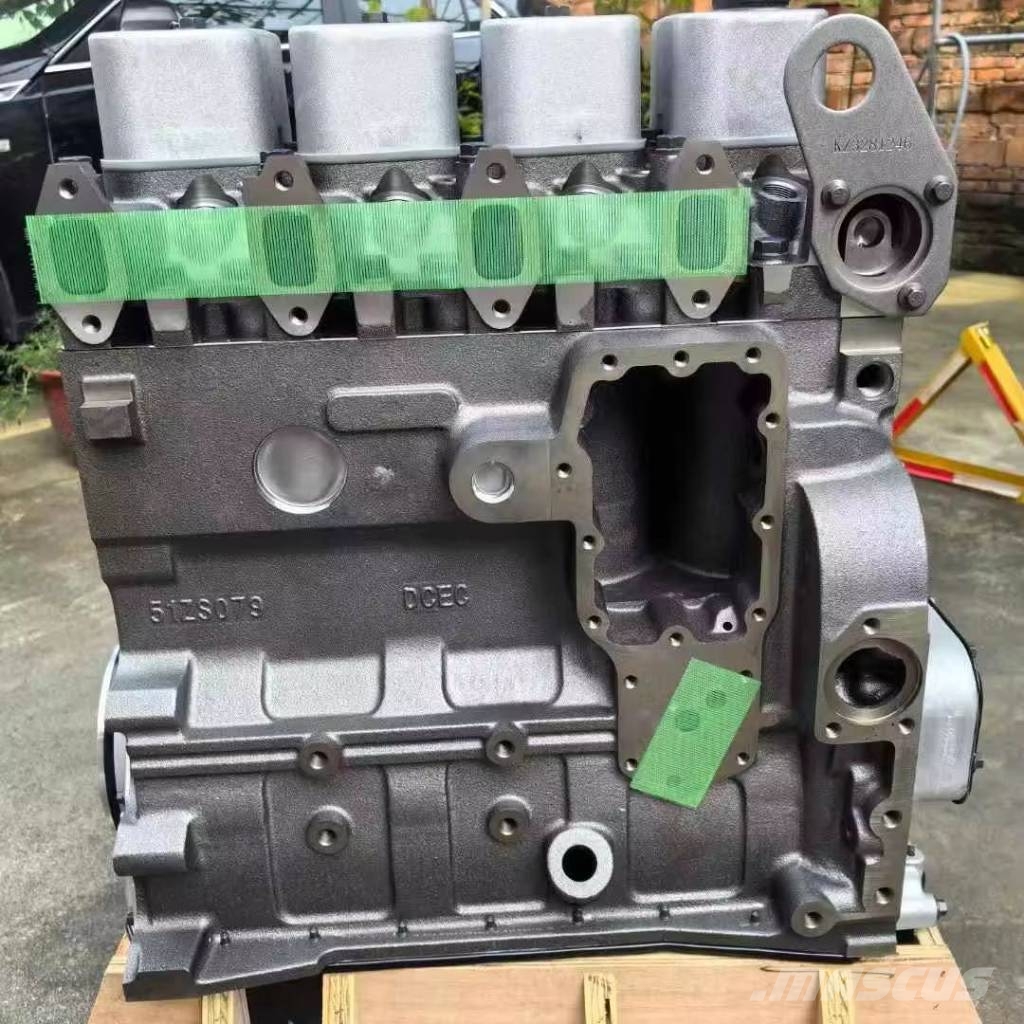 Cummins 4BT3.9 Bare Engine Assembly エンジン