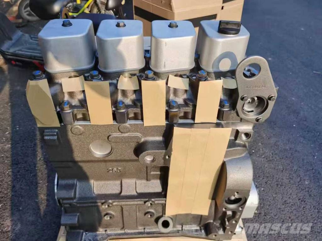 Cummins 4BT3.9 Bare Engine Assembly エンジン